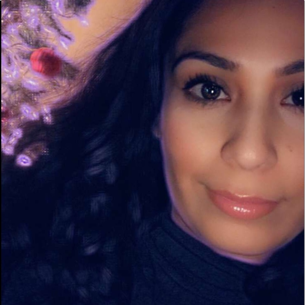 Meet your Posher, Jacqueline